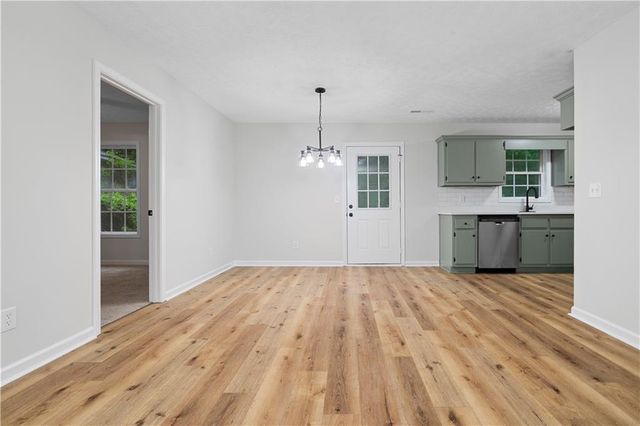 332 Lavista Drive SW, Calhoun, GA 30701