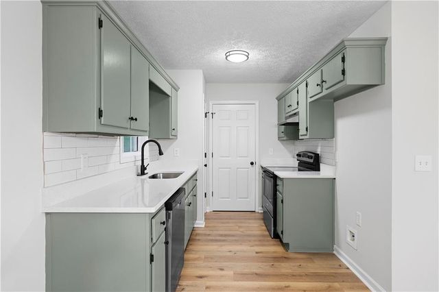 332 Lavista Drive SW, Calhoun, GA 30701