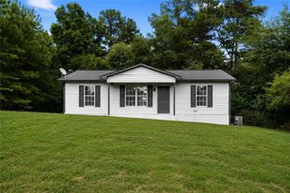 332 Lavista Drive SW, Calhoun, GA 30701