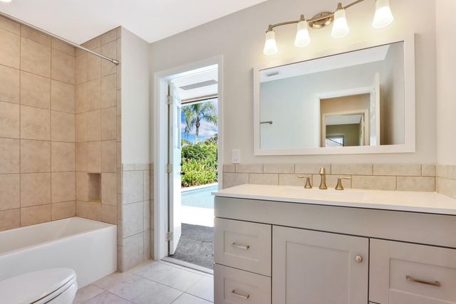 85 Hickory Hill Road, Jupiter, FL 33469