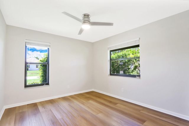 85 Hickory Hill Road, Jupiter, FL 33469