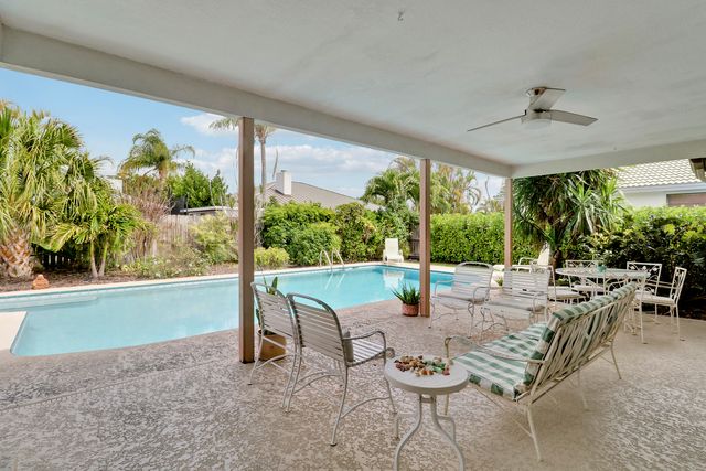 85 Hickory Hill Road, Jupiter, FL 33469