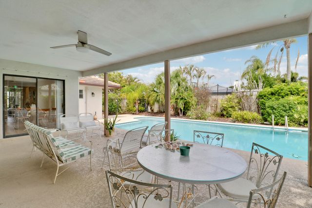 85 Hickory Hill Road, Jupiter, FL 33469