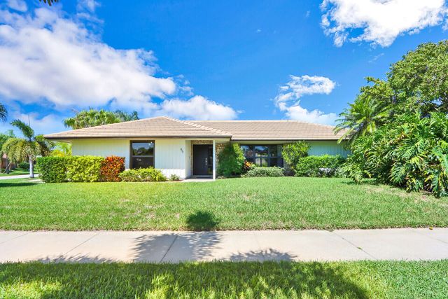 85 Hickory Hill Road, Jupiter, FL 33469
