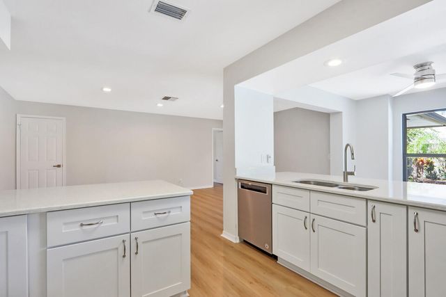 85 Hickory Hill Road, Jupiter, FL 33469