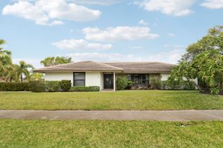 85 Hickory Hill Road, Jupiter, FL 33469