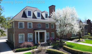 364 Chesterfield Avenue, Birmingham, MI 48009