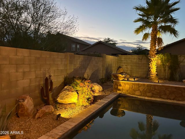112 W SADDLE Way, San Tan Valley, AZ 85143