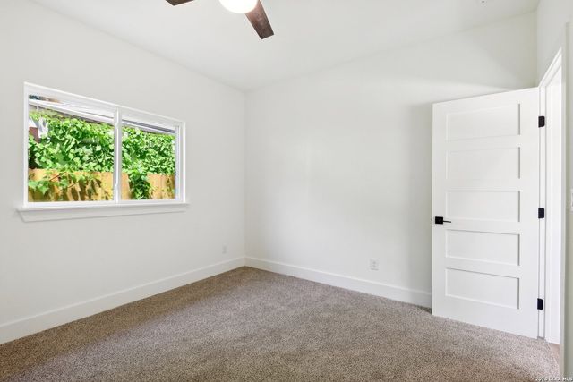 1934 Lamar St, San Antonio, TX 78202