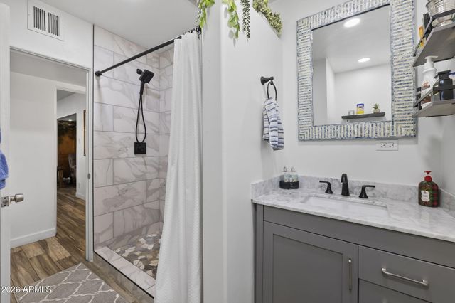 1607 W WHITTON Avenue, Phoenix, AZ 85015