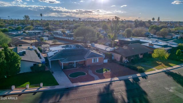 1607 W WHITTON Avenue, Phoenix, AZ 85015