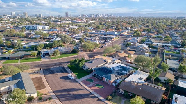 1607 W WHITTON Avenue, Phoenix, AZ 85015