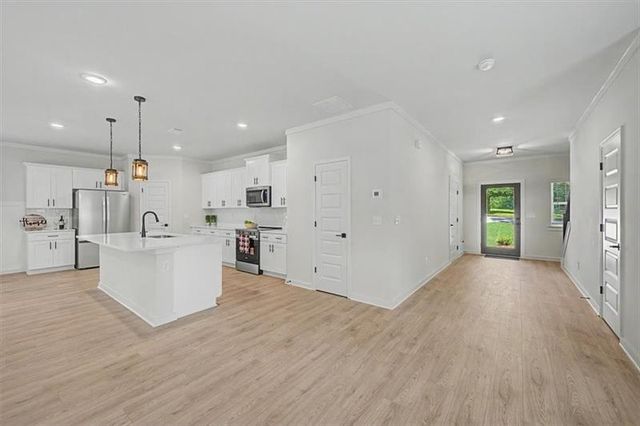 111 Pope Drive, Canton, GA 30114