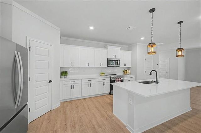 111 Pope Drive, Canton, GA 30114