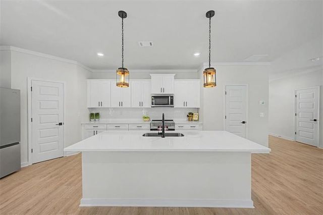 111 Pope Drive, Canton, GA 30114