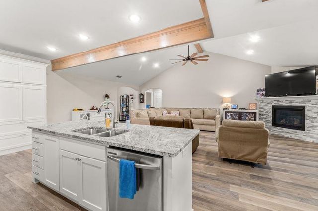 106 Heartland Trail, New Diana, TX 75640