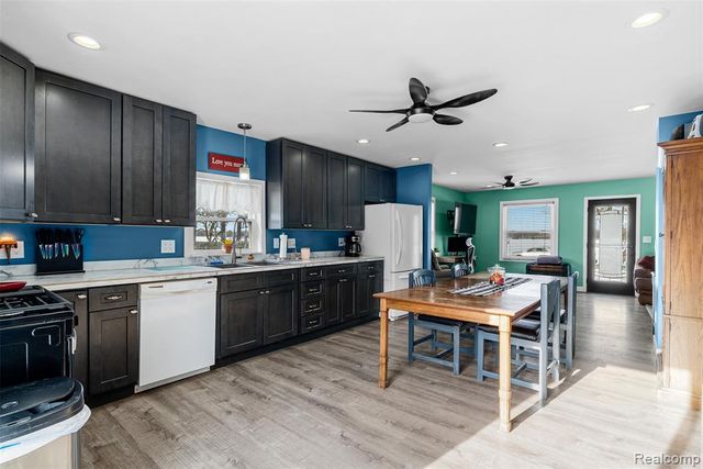 1268 E Dodge Road, Mount Morris, MI 48458