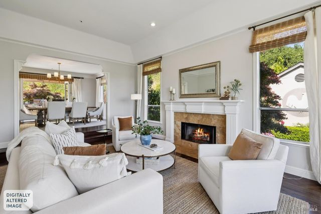 43 Oak Valley Dr, Novato, CA 94947