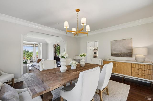 43 Oak Valley Dr, Novato, CA 94947