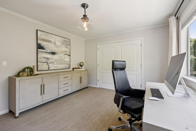 43 Oak Valley Dr, Novato, CA 94947