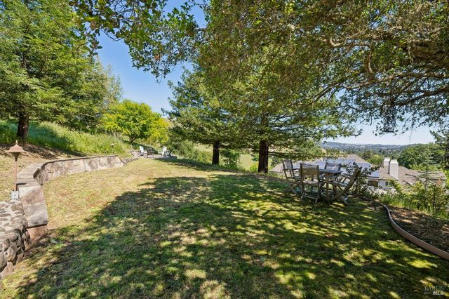 43 Oak Valley Dr, Novato, CA 94947