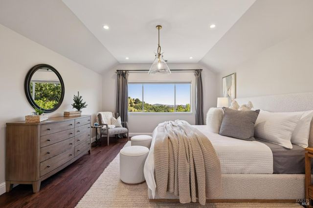 43 Oak Valley Dr, Novato, CA 94947