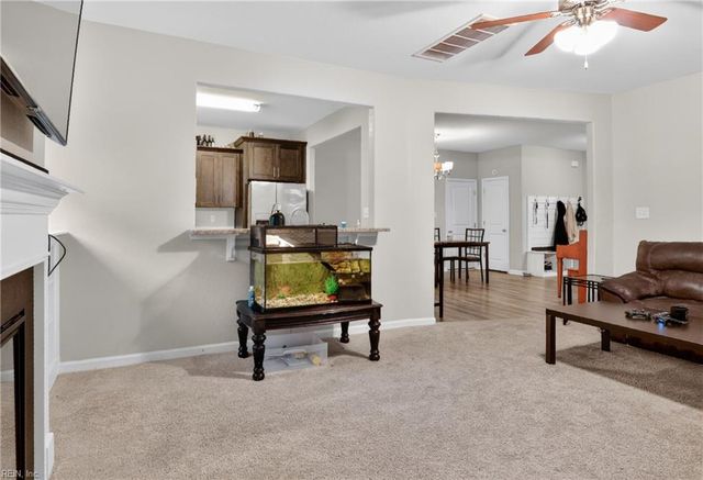 2617 Harling DR, Chesapeake, VA 23325