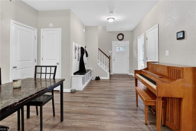 2617 Harling DR, Chesapeake, VA 23325