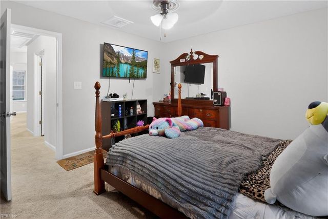 2617 Harling DR, Chesapeake, VA 23325