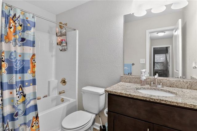 2617 Harling DR, Chesapeake, VA 23325