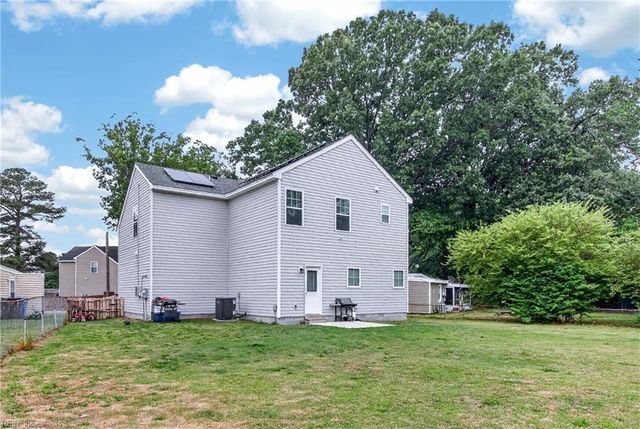 2617 Harling DR, Chesapeake, VA 23325