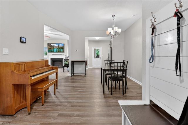 2617 Harling DR, Chesapeake, VA 23325