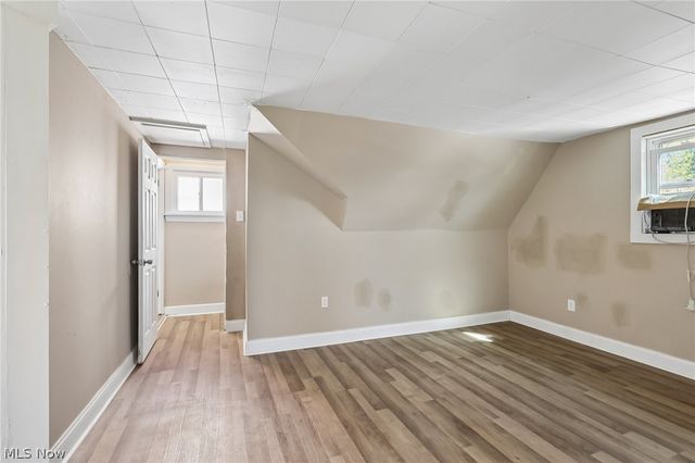 13618 Wainstead Avenue, Cleveland, OH 44111