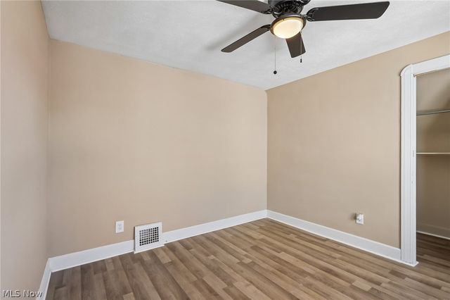 13618 Wainstead Avenue, Cleveland, OH 44111