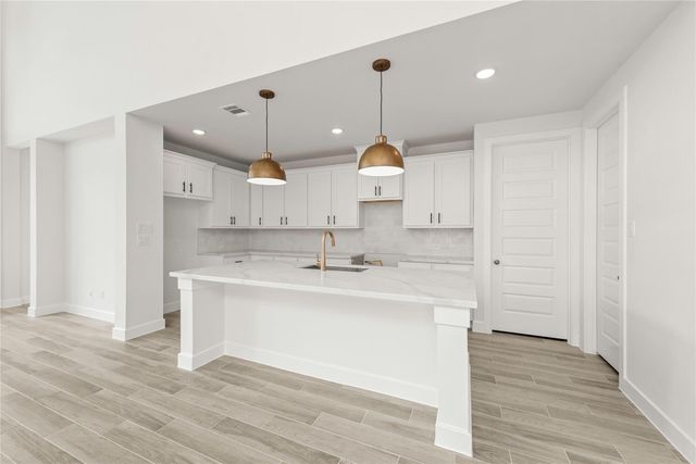 218 Sierra Stream Lane, Conroe, TX 77304