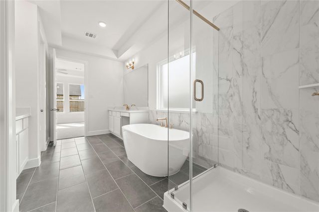 218 Sierra Stream Lane, Conroe, TX 77304