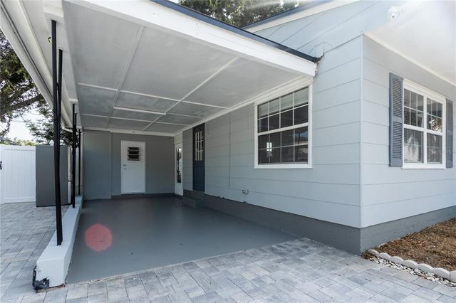 551 84TH AVENUE N, St Petersburg, FL 33702
