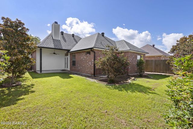 506 Doloria Drive, Youngsville, LA 70592