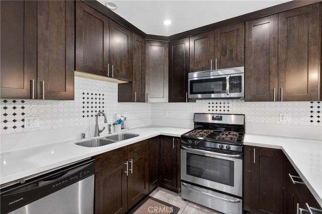 4738 Palo Verde, Lakewood, CA 90713