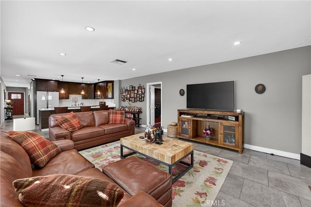 4738 Palo Verde, Lakewood, CA 90713