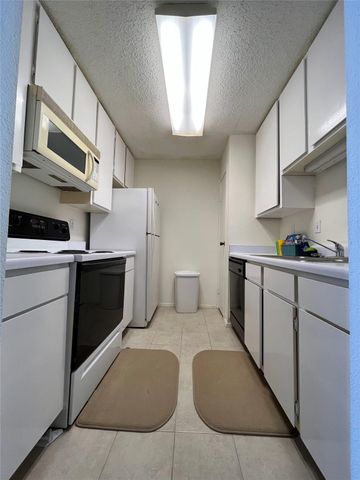 7950 N Stadium Drive 162, Houston, TX 77030