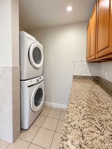 94 Calumet St 3, Boston, MA 02120