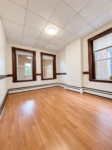 94 Calumet St 3, Boston, MA 02120