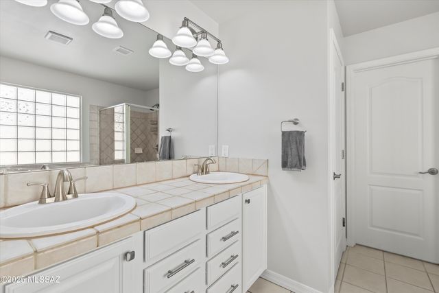 2732 N Neruda Lane, Tucson, AZ 85712