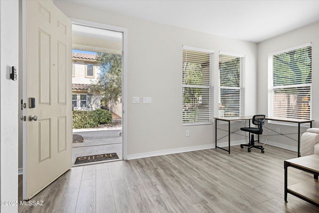 2732 N Neruda Lane, Tucson, AZ 85712