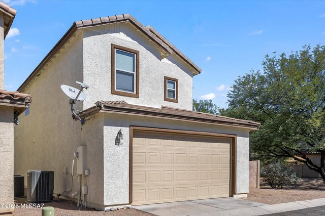 2732 N Neruda Lane, Tucson, AZ 85712