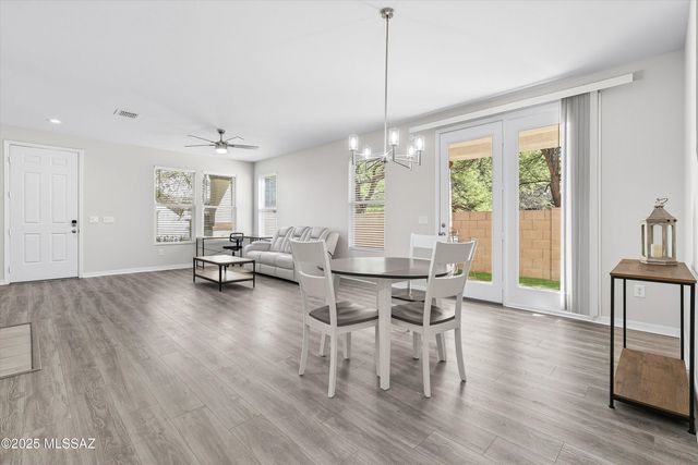 2732 N Neruda Lane, Tucson, AZ 85712