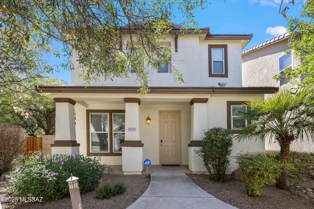 2732 N Neruda Lane, Tucson, AZ 85712