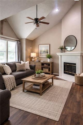 208 N Pacific Court, Raymore, MO 64083