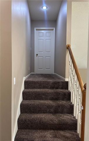 208 N Pacific Court, Raymore, MO 64083